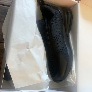 All black Nike air max 270